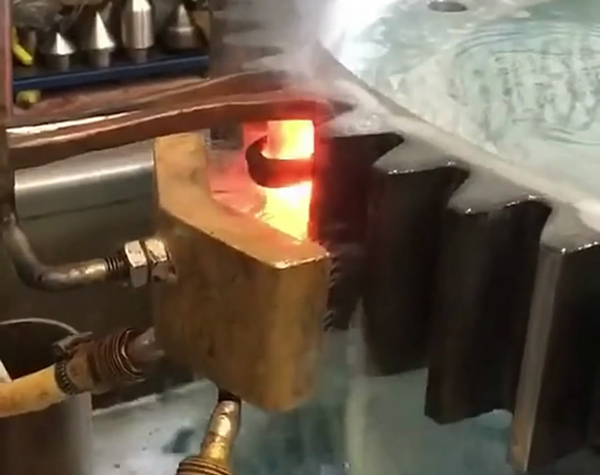 ���˴��ͻػ�����ͻػ�����������ͻػ��Q��ʲôĿ��