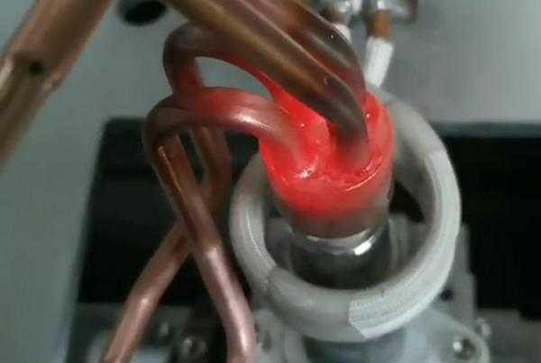 ���l�Б�(y��ng)�F���C����ע���������