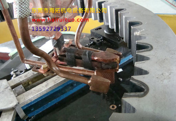 防止水污垢堵塞感應(yīng)加熱設(shè)備的方法