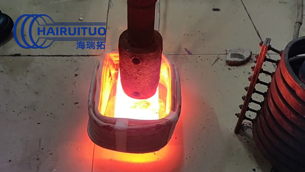 中頻感應(yīng)加熱設(shè)備對(duì)鑄鐵加熱