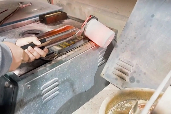 һ�wʽ�۟��t���и��l�۽�C���F���ٽ��y�۟��O(sh��)�����ɶ��ƴ�С