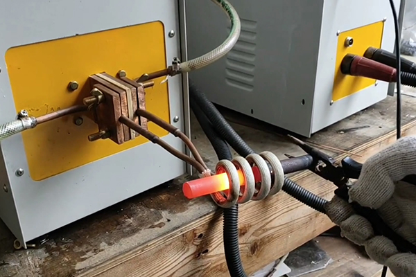 ���l�Б�(y��ng)�ӟ��O(sh��)���m�ϸ��(l��i)���پֲ������w����˻��̎��