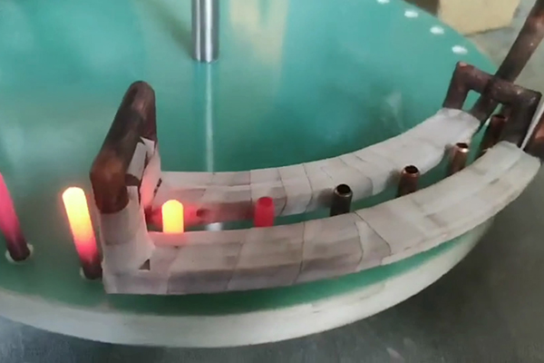 ���D(zhu��n)ʽ���׹��b�ھ��˻��O(sh��)�������l�˻�C(j��)���Ͼ����˻��̎��