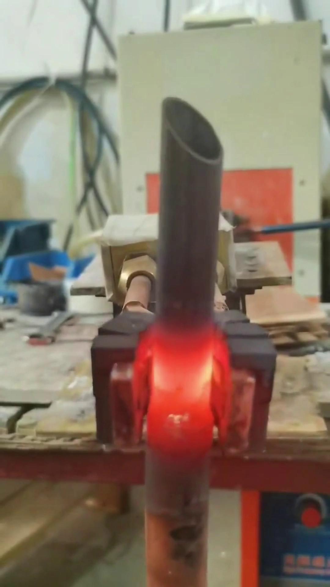 ���l���әC����(d��o)���w��U���_�ھ�Ȧ����12��ĵ��~��