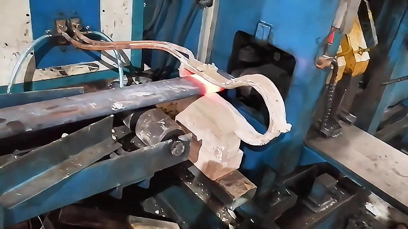 高頻加熱技術在特定條件下可以輔助鋼板的沖壓或折彎加工