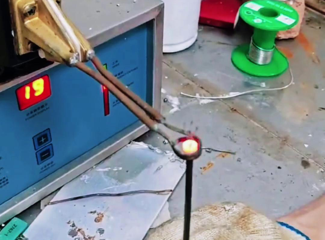 超高頻加熱機：熱流管玻璃封口的高效保障