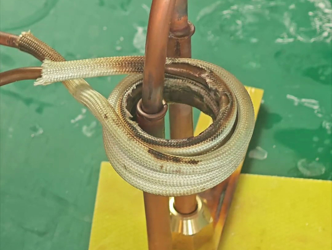 手持式高頻焊機：銅銅焊接的安全環(huán)保新選擇