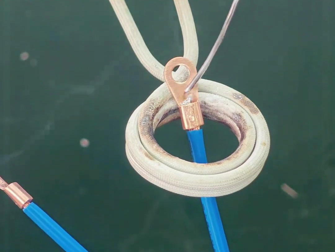 線束端子高頻錫焊技術(shù)解析：新能源系統(tǒng)中的可靠性焊接方案