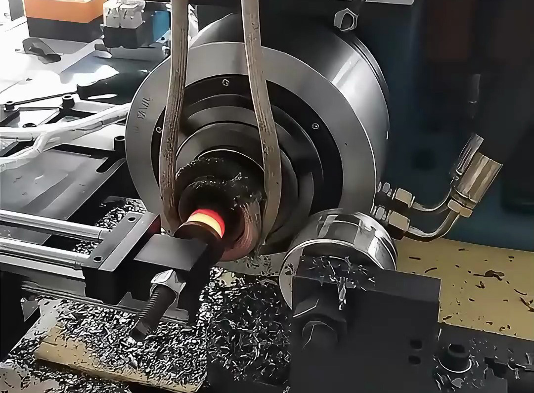 高頻封口機(jī)：電磁場(chǎng)加熱驅(qū)動(dòng)的高效封口解決方案，賦能金屬與熱塑性材料加工