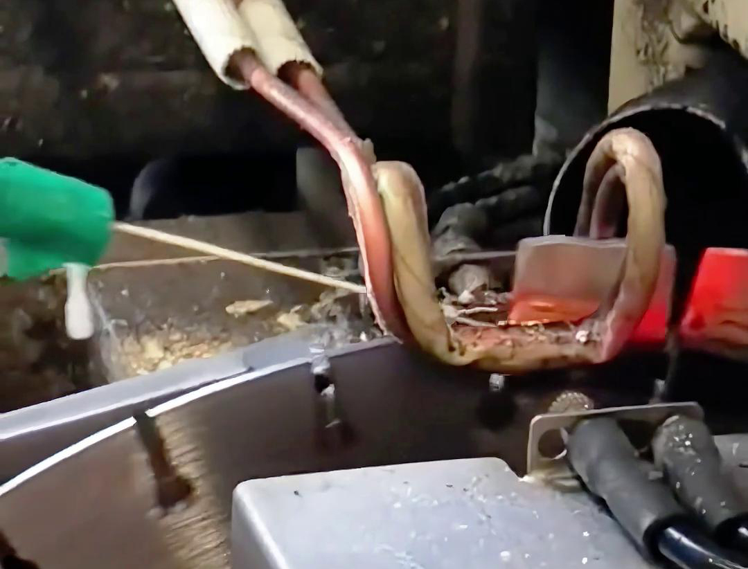 高頻焊機(jī)，為花崗巖刀片鋸片合金焊接提供可靠保障