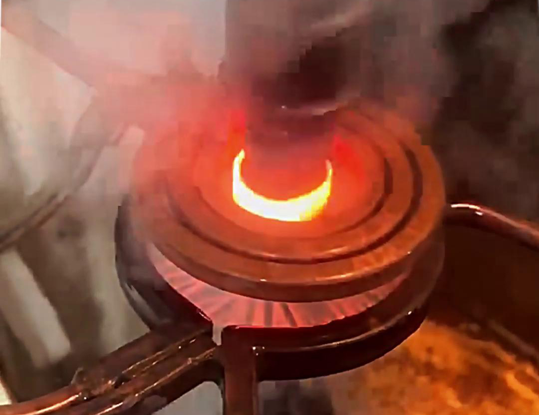 超音頻淬火工藝對(duì)凸輪軸進(jìn)行表面淬火處理