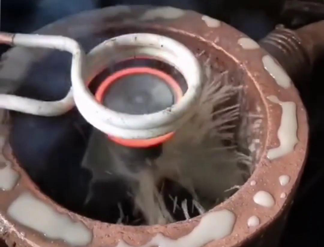 齒輪采用高頻淬火工藝具有硬度高、變形量小等顯著優(yōu)勢(shì)