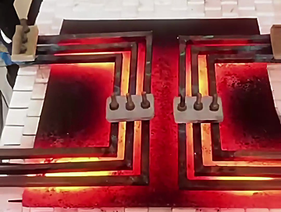 兩臺(tái)高頻加熱機(jī)+PLC控制系統(tǒng)調(diào)度下，平面加熱效率提升看得見(jiàn)