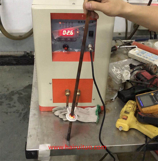 �Б�(y��ng)��̎��S